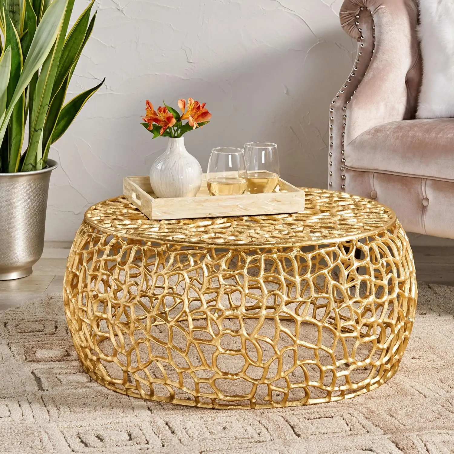 Modern Solid Aluminum Round Coffee Table with Intricate Design, Mesh Round Cocktail Table Creative Center Table for Living Room