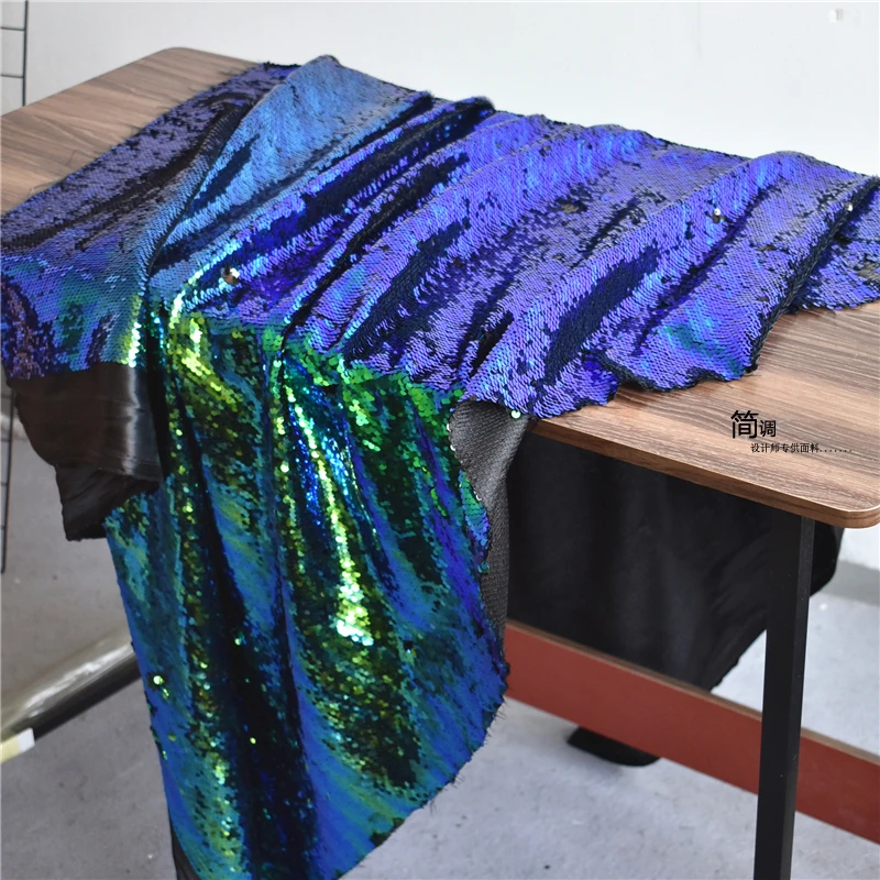 Blue-green Gradient Mesh Printing Dyed Fabric Illusion Fish Scale Sequin Skirt Coat Decorated with Two-tone Design Fabrics