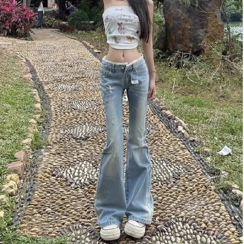 

White lace-trimmed flared jeans that flatter the figure for women2025High-waisted flared pants that cover the hips and are slimm