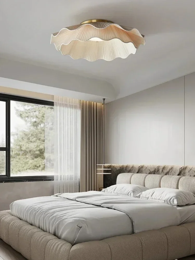 Modern Nordic Shell Shaped LED Pendant Light - Creative Minimalist Design for Bedroom & Hotel