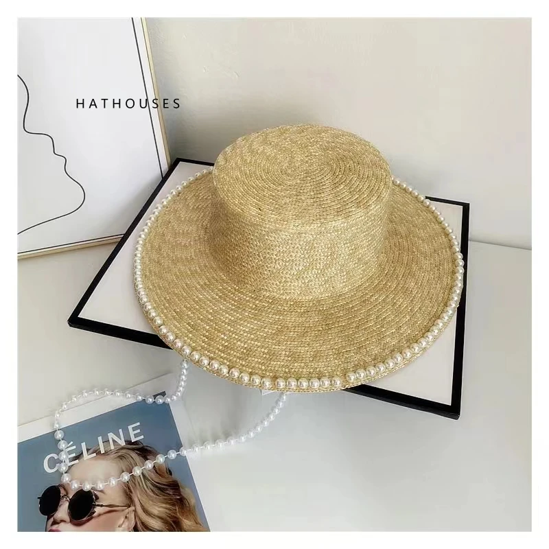 Sombreros de paja de trigo clásicos para mujer, sombrero de ala ancha superior plana, Boater, cadena de perlas, viaje de verano, sombreros de sol