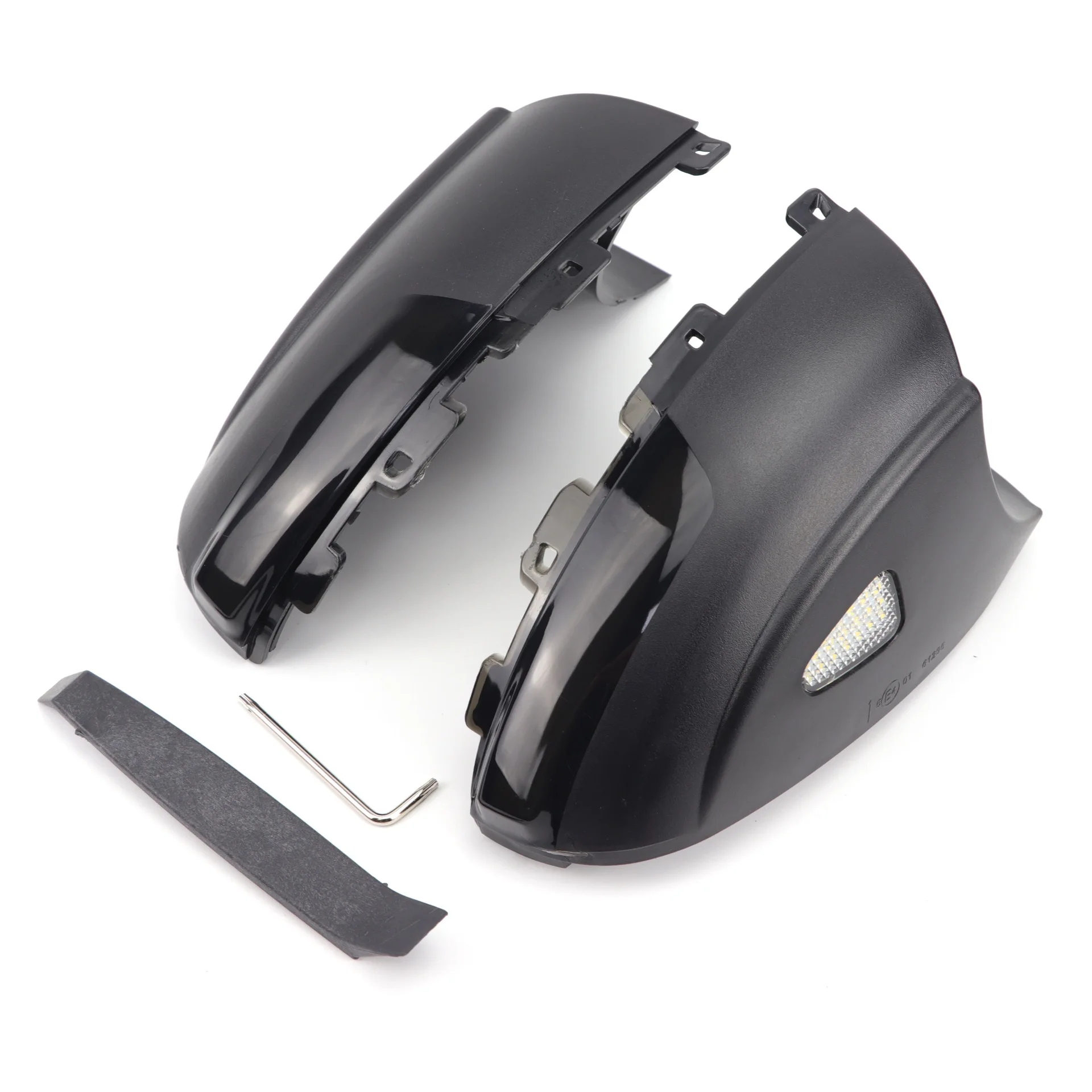 Applicable to Volkswagen tiguan 2007-2015 rearview mirror steering streamer light Yedi LED Side Mirror Turn Signal Blinker