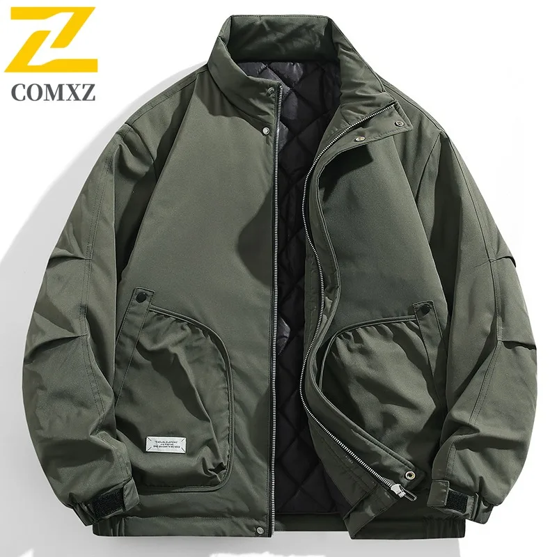 

COMXZ Мужская зимняя куртка больших размеров, однотонная хлопковая стеганая куртка Gorpcore для кемпинга, уличная свободная минималистичная стеганая куртка 2025 г.