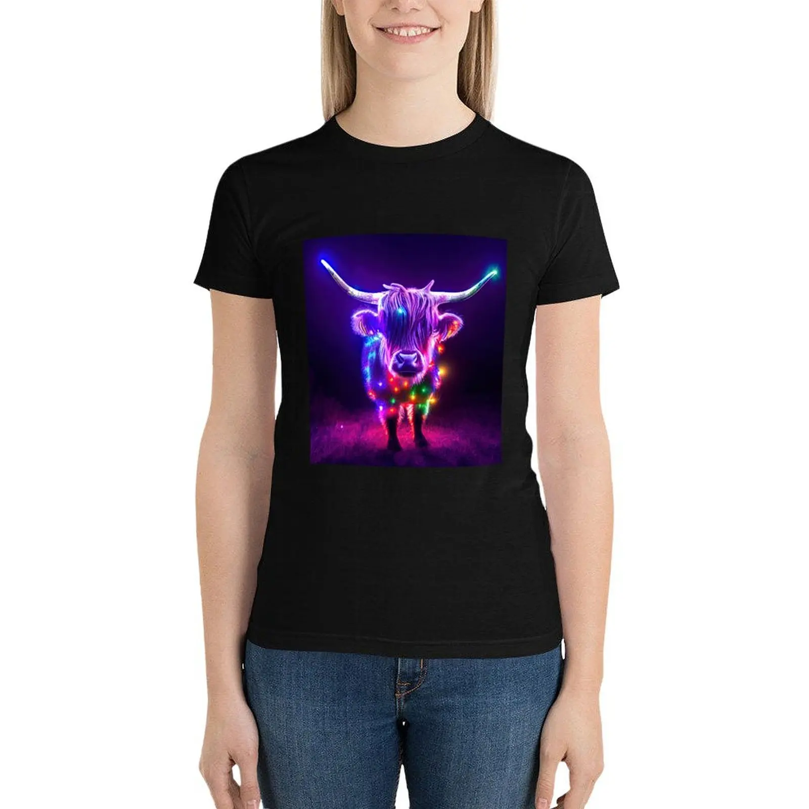 Scottish highland cow in a garb of lights T-Shirt plus size tops cute clothes summer tops graphics fashion woman blouse 2024