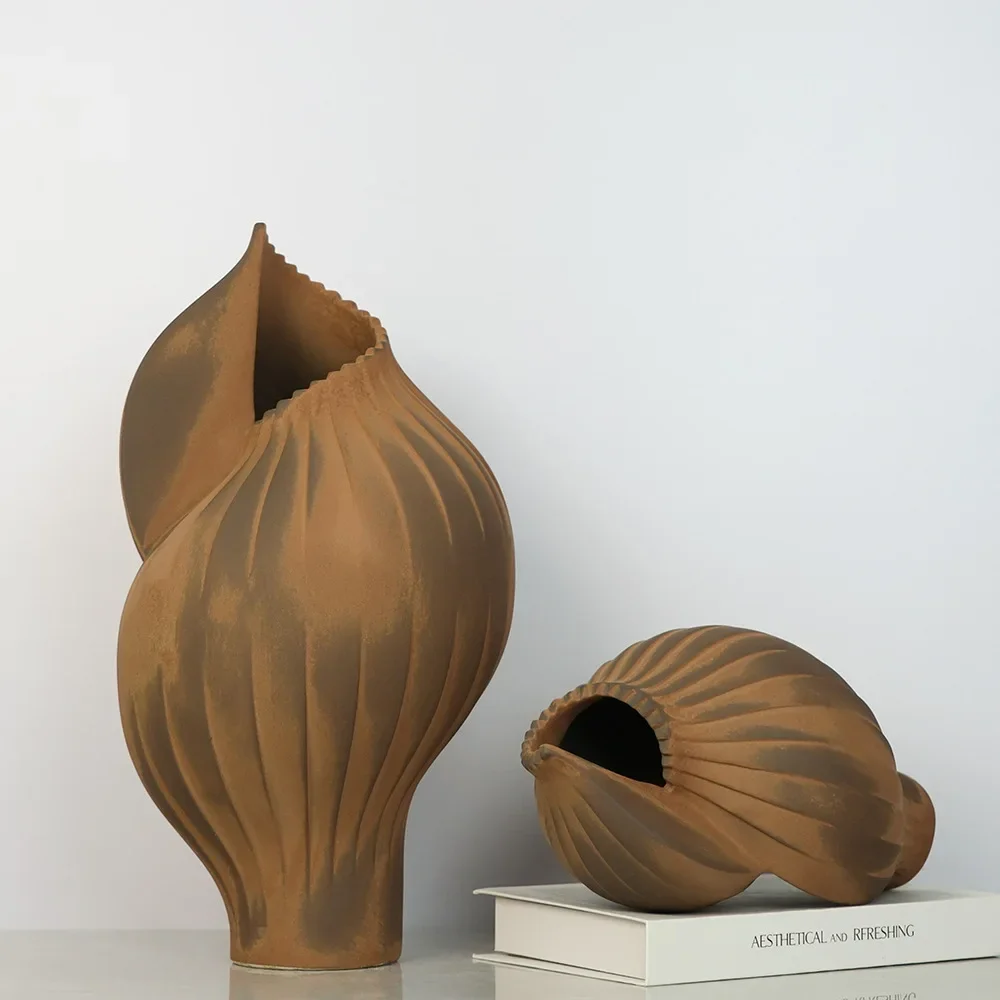 DSA makes rust retro ceramic vase, creative flower arrangement decorations at the entrance of B & B, dried flower ornaments