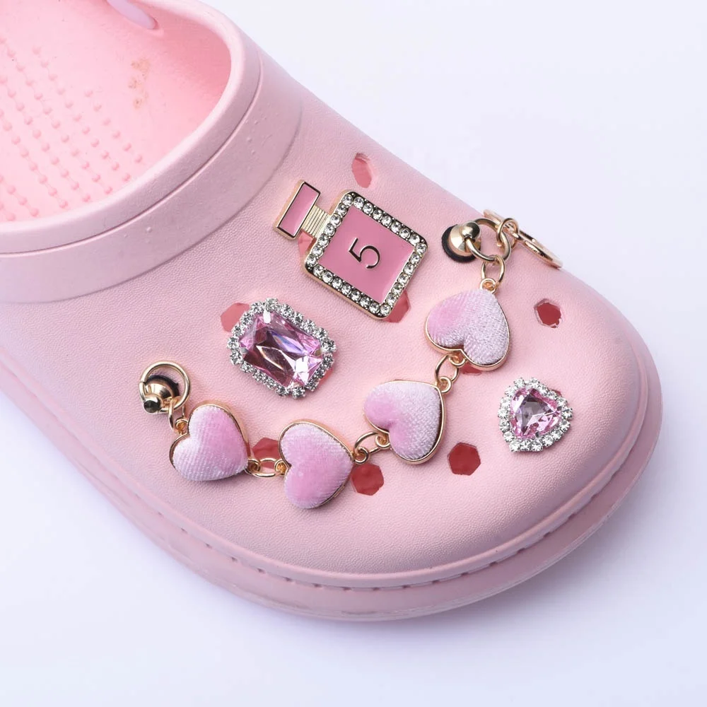 1 Stück neue Designer Kette Schuh Charms Zubehör Metall Charm Dekoration für Clog Schuhe Anhänger Schnalle für Mädchen Geschenk