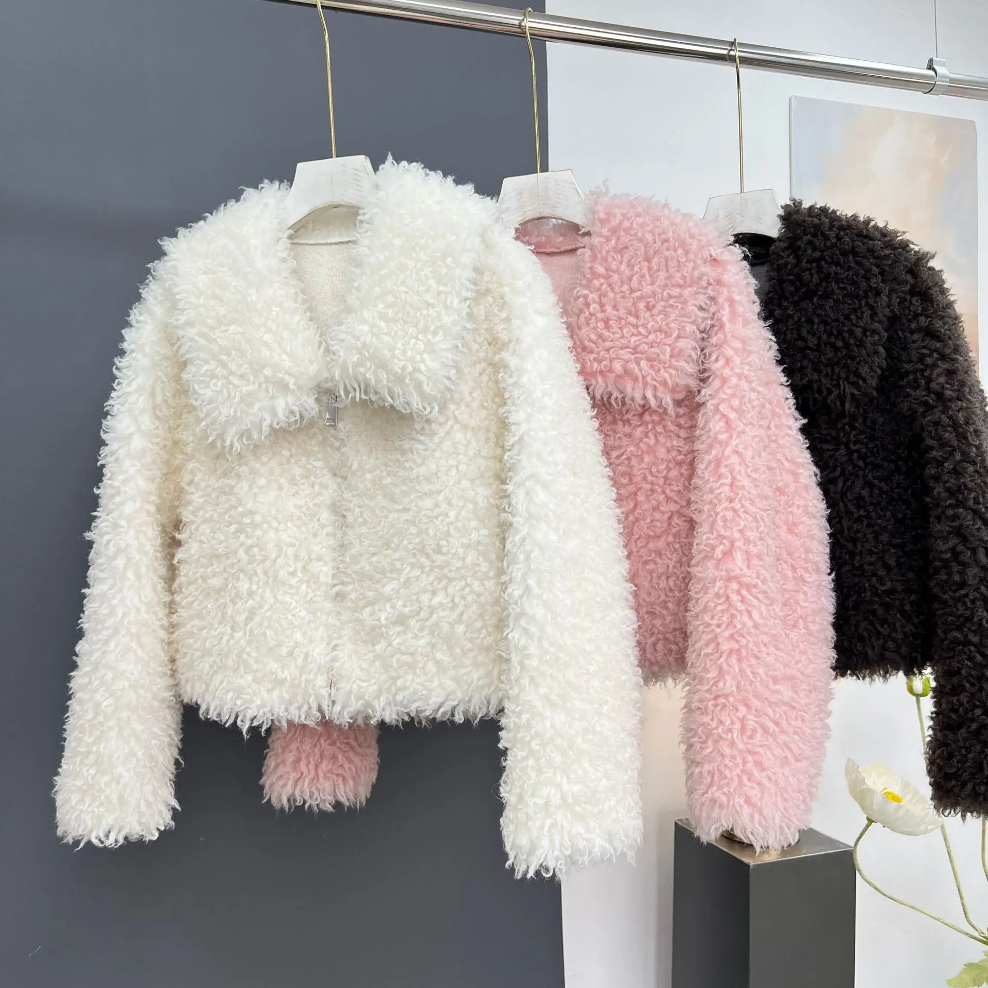 

New Fur Coat Wool Women's Short Sheep Shearing Wool
