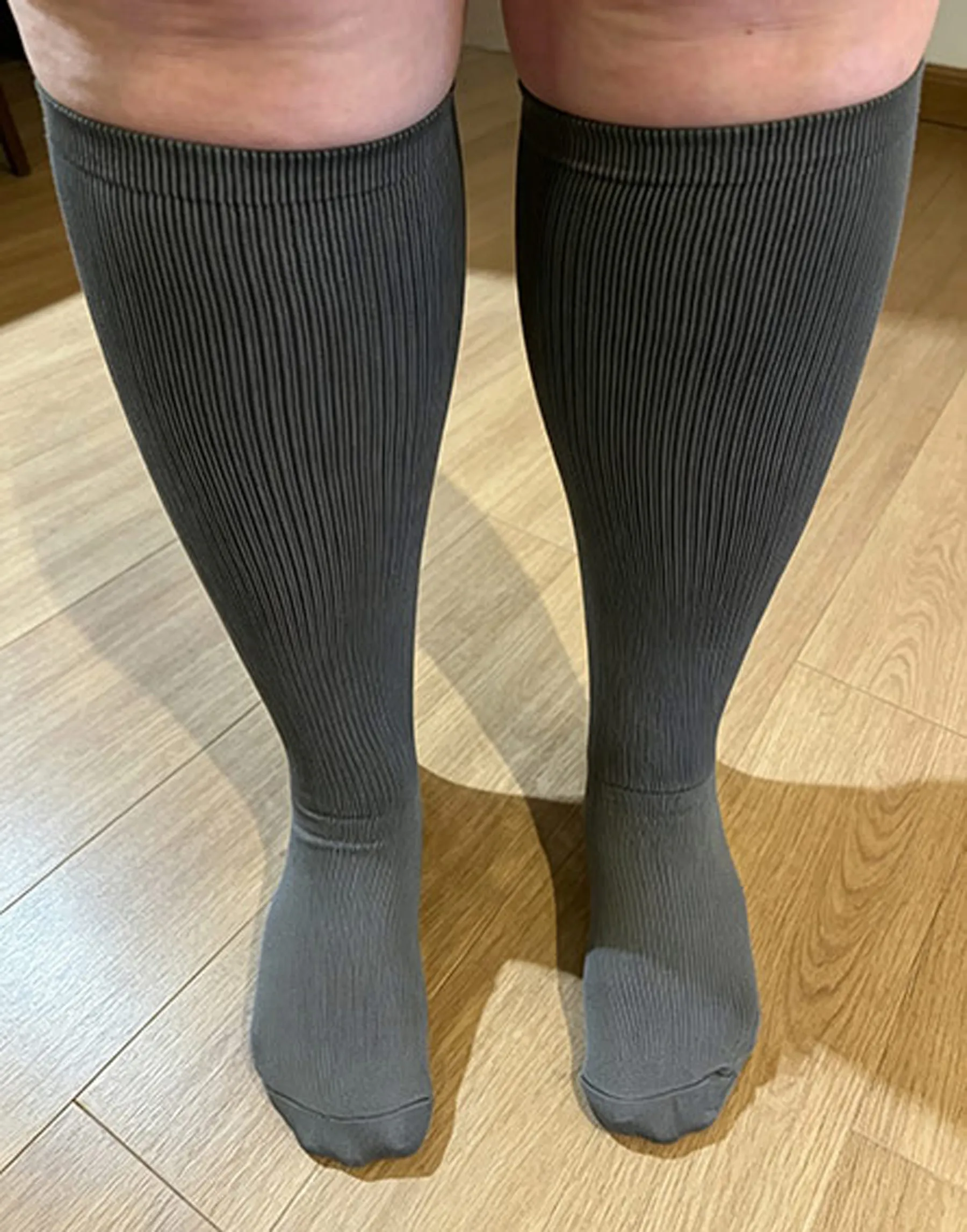 Maternity Knee High Compression Socks, 15-20mmHg Graduated Pressure Socks for Leg Swelling, Closed Toe for Nurses & Travel
