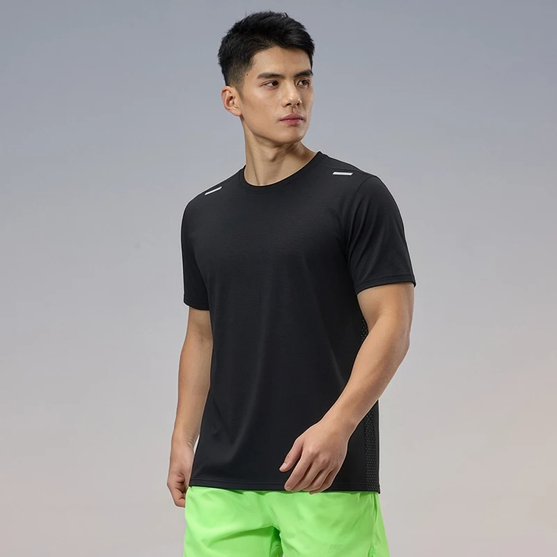 Quick Dry Sports T-shirt Men Gym Running Shirt Comfortable Breathable Outdoor Hiking Fitness Jogging Top