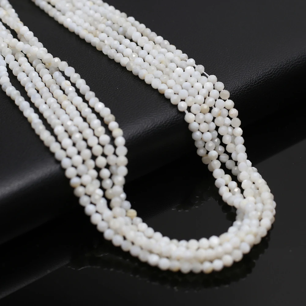 Faceted Natural White Shell Sm - Charm Bracelet Beads recension och pris