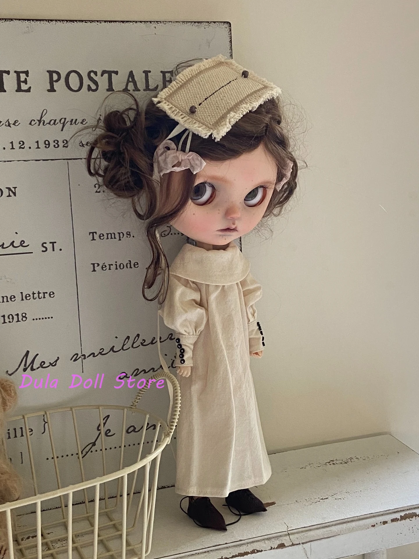 

Dula Doll Clothes dress 2025 Simple beige button-sleeved dress for Blythe ob24 ob22 Licca JerryB 1/6 Doll