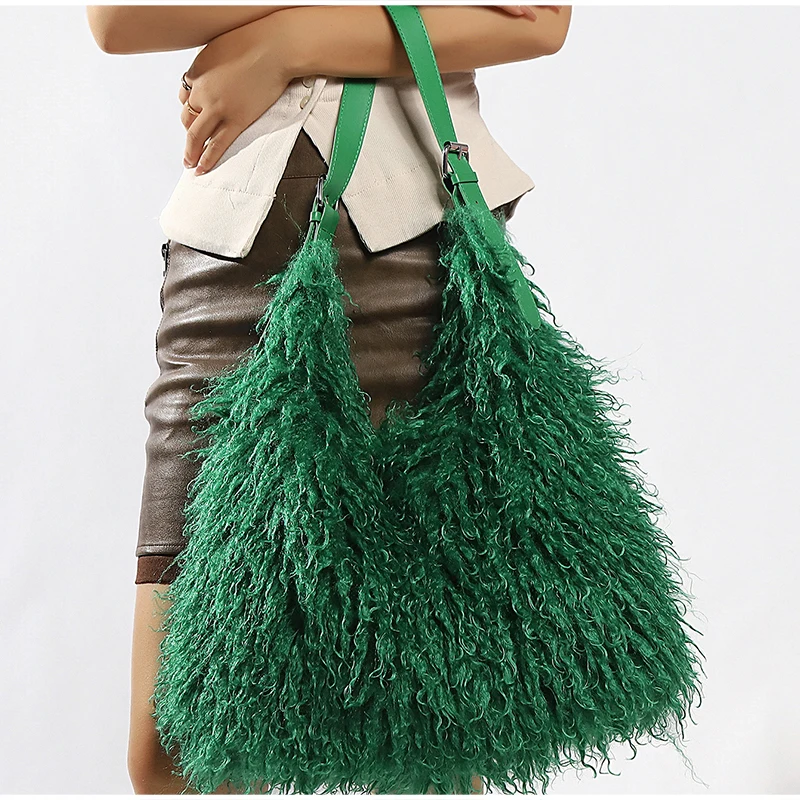 Lange, lockige, flauschige Plüsch-Umhängetasche, Y2k-Mädchenmode, große Damen-Winterhandtasche, einfarbige Tragetasche – Detail 11