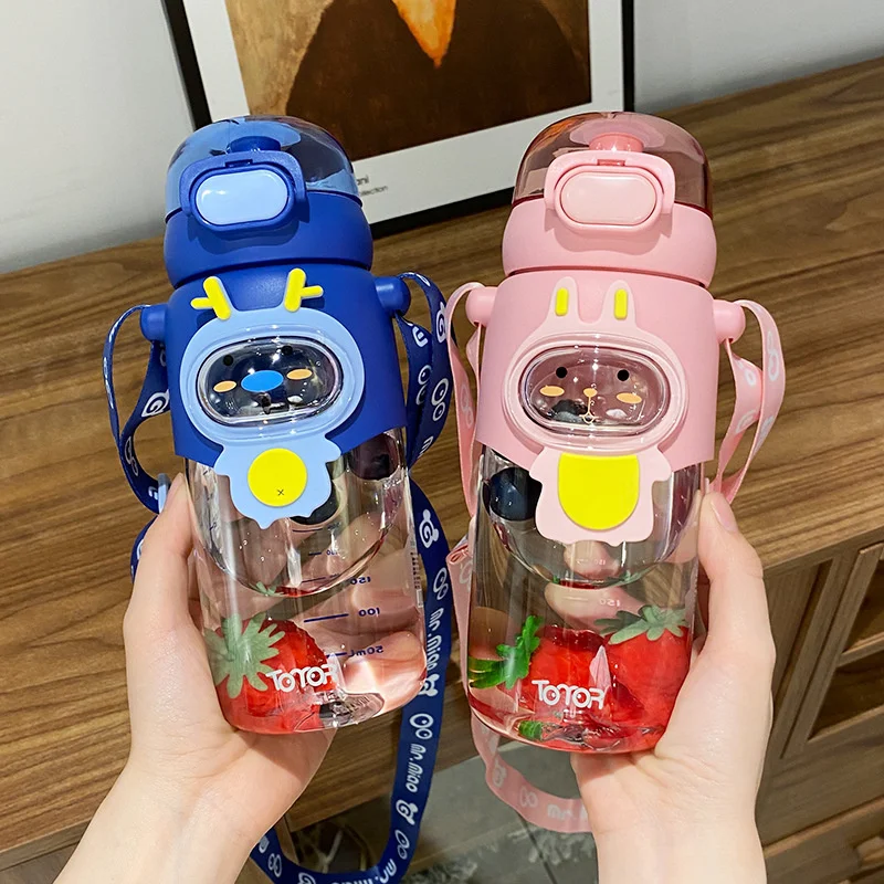 Summer girls' internet celebrity large capacity cups with cups, cute women's water bottles, portable plastic water bottles