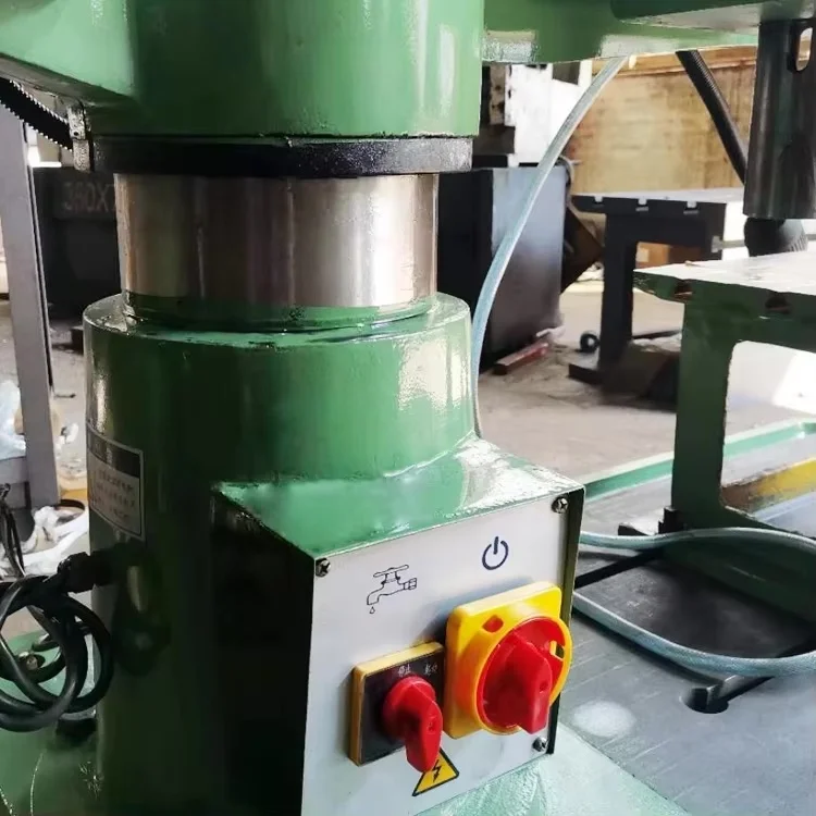 Trapano radiale meccanico Z3032 per foro da 32 mm