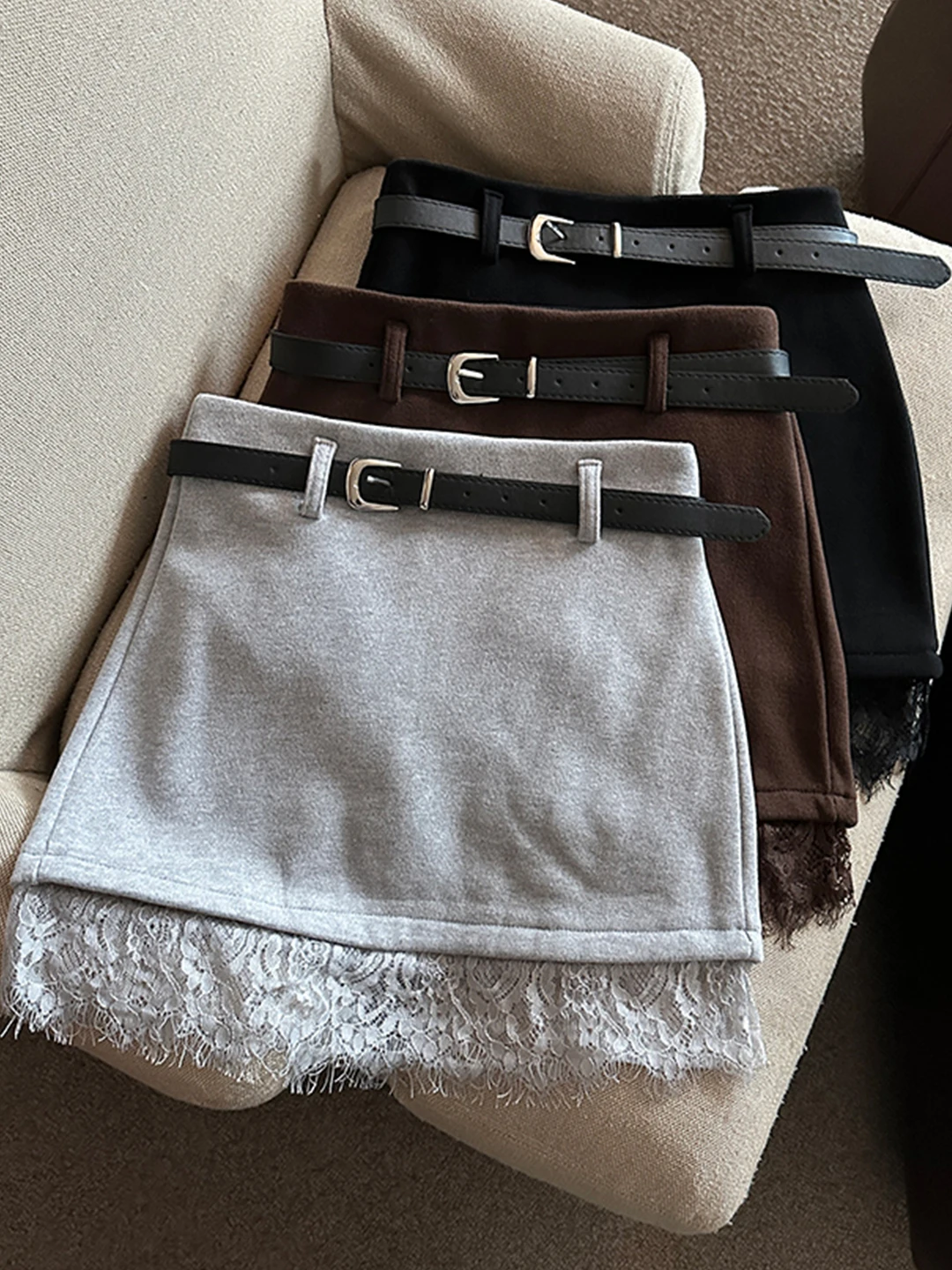 

Рекомендованная Эмили Клуд: Женская повседневная юбка А-силуэта с кружевными вставками и флисовой подкладкой, с высокой талией, утепленная, для осени и зимы