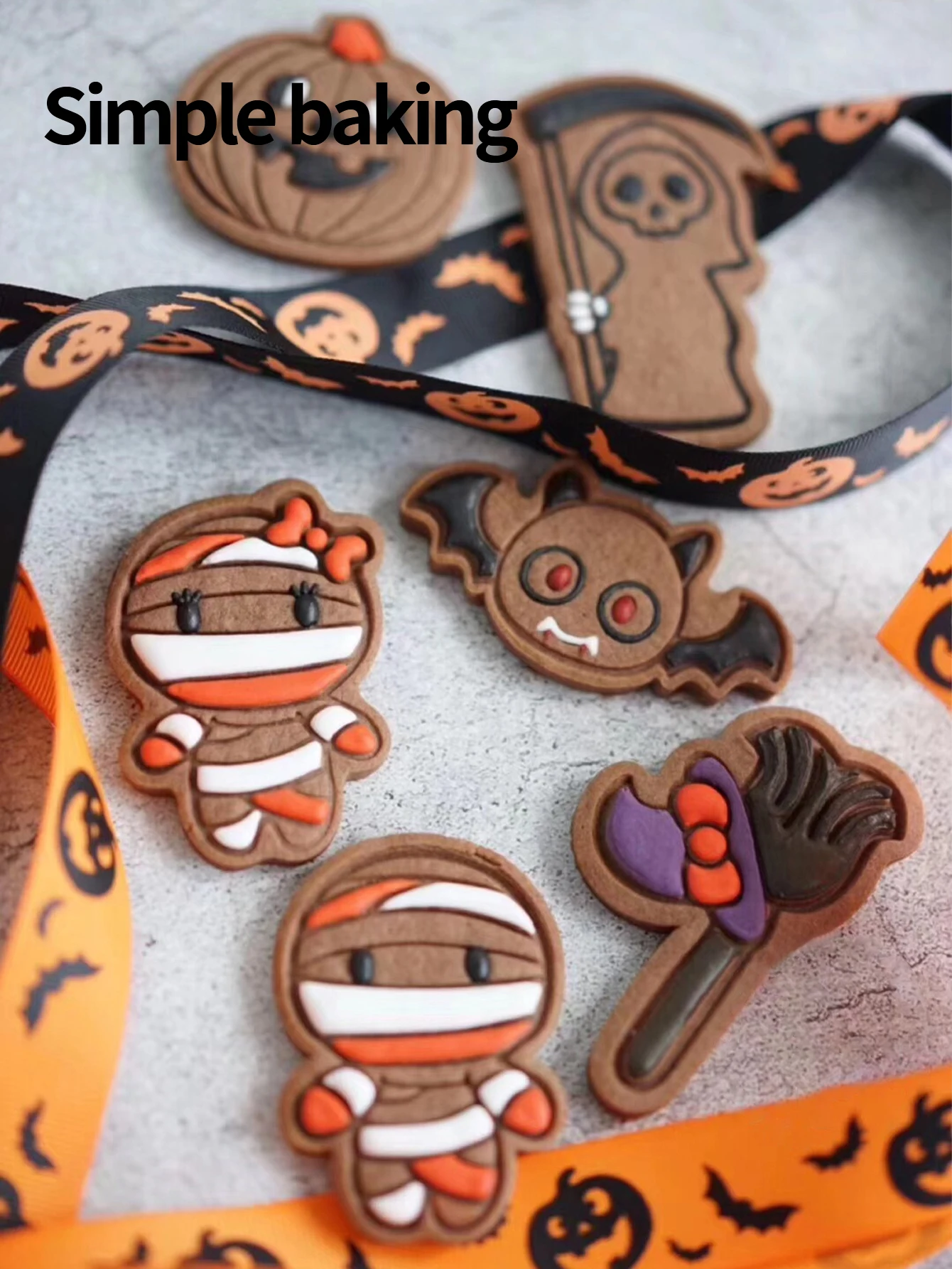 A Halloween-Themed Cookie Mold Set. Multiple Cute Cartoon-Style CharacterCookie Stamps. Cookie Cutters For Party Decoration view 6