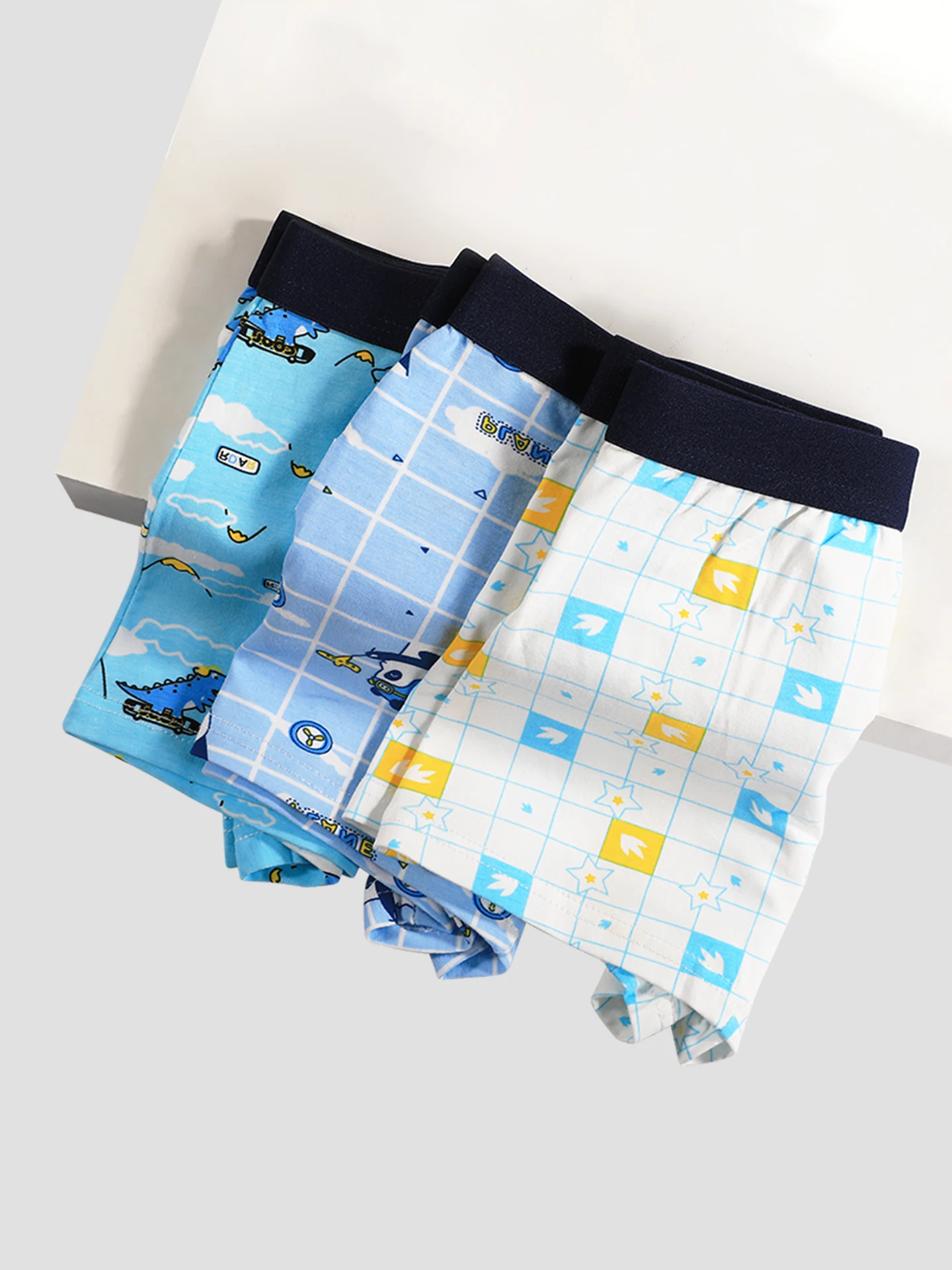 4 Pack Boys' Cotton Boxer Briefs, Comfortable Breathable Antibacterial Underwear, No Ride Up Design, Daily Wear Underpants