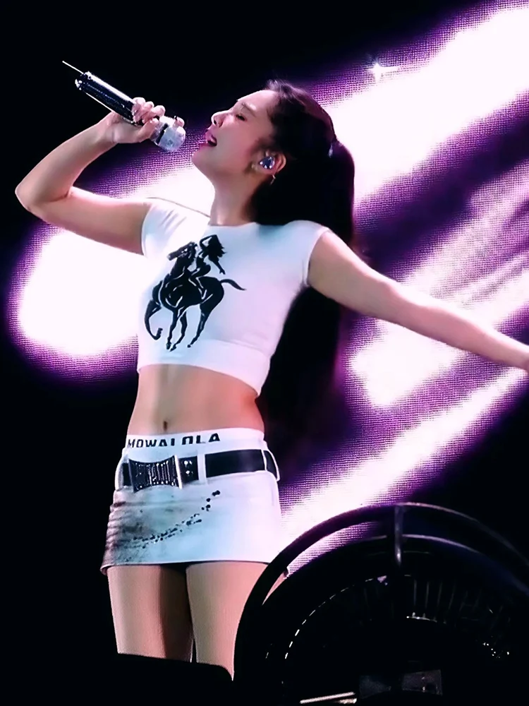  Jennie Concert White Print round Neck Short Top Half Skirt Set Women's Ethnic Clothing Stage Performance Outfit