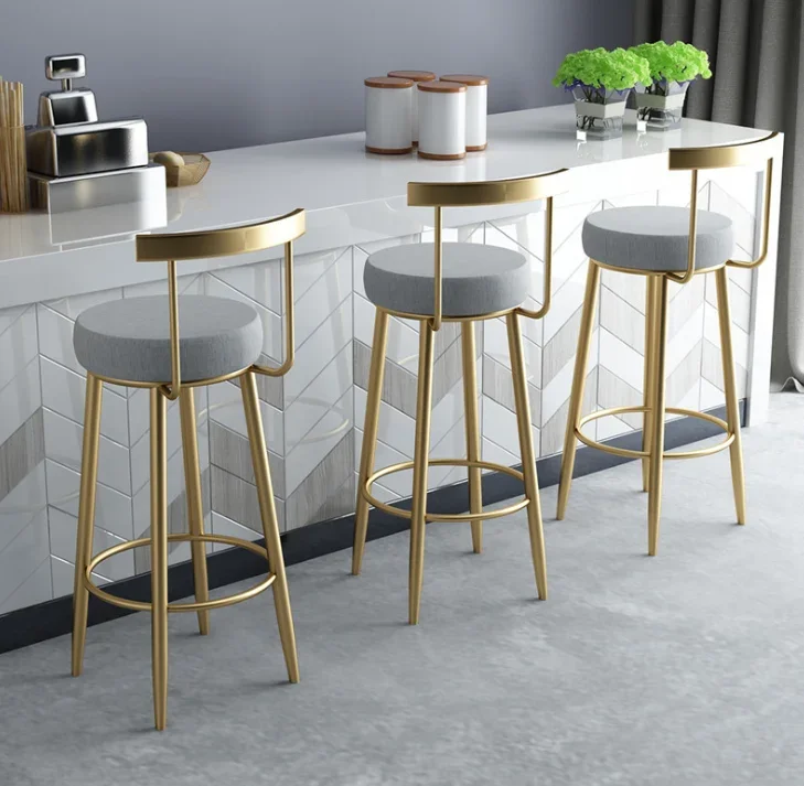 

A Luxury high modern gold metal stool chairs bar French high bar chairs restaurant furniture