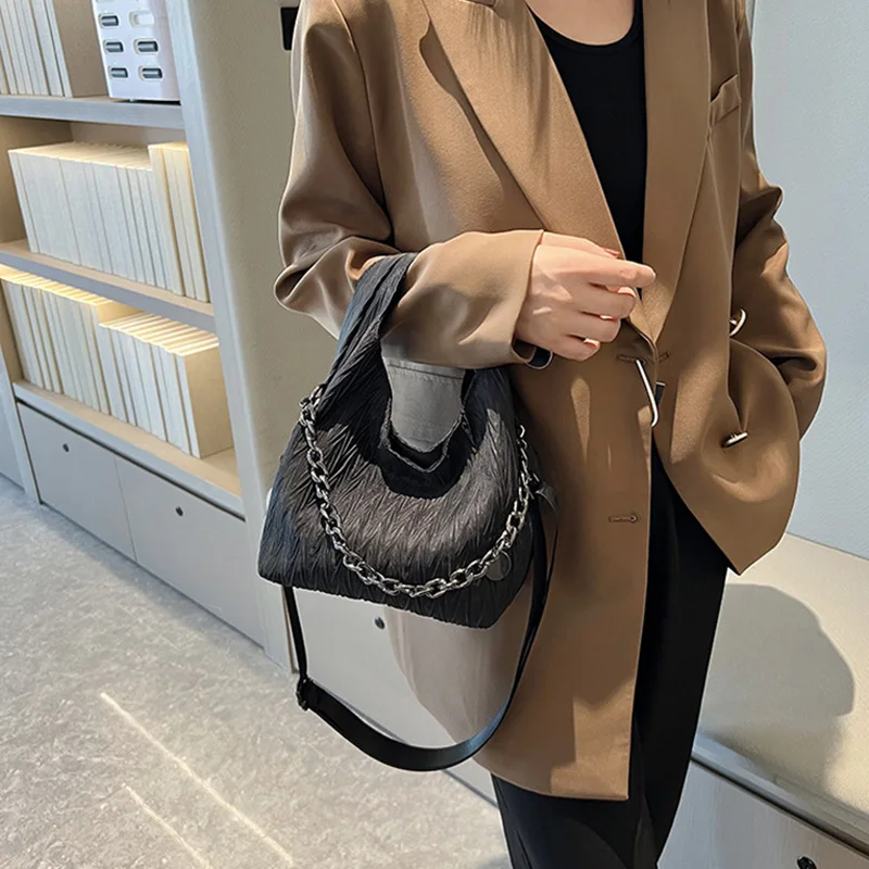 New Korean Style Women Handbags Texture Fashion Chains Shoulder Bag 2023 All-Match Casual Messenger Bags