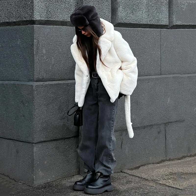 Imagem -03 - Cabolsa de Pele Sintética para Mulheres Gola Lapela Fofa Jaqueta Grossa e Quente Sobretudos Chiques Moda de Rua Roupas com Cintos Brancos Inverno