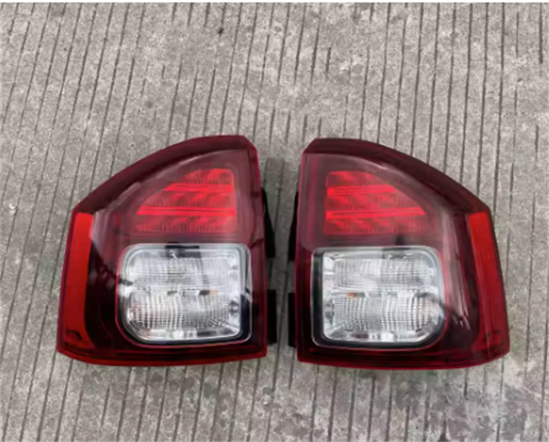 Car Tail light for Jeep Compass Tail lamp Brake lamp reverse light Turn signal