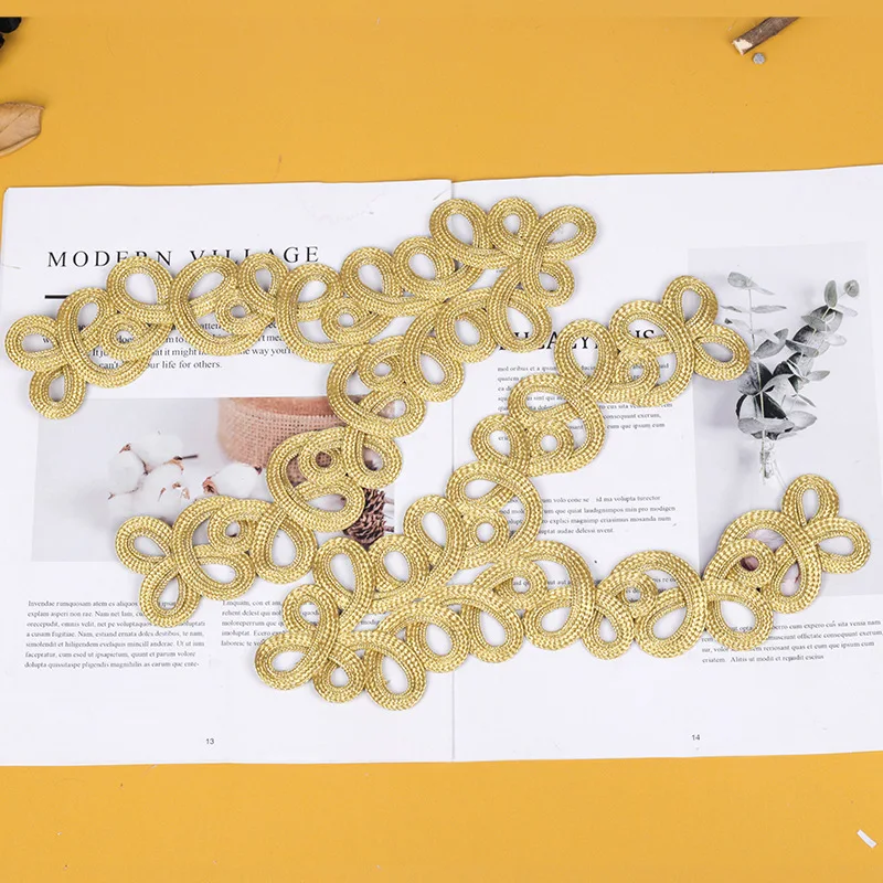 

1 шт. Золотые трапециевидные пуговицы в китайском стиле с проволочным декором для платьев, танцевальной одежды, декоративные застежки 16,5 см*17 см