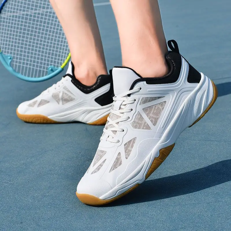 Chaussures de sport professionnelles d'entraînement antidérapantes souples de haute qualité chaussures de badminton pour hommes et femmes navires de badminton de sport pour femmes