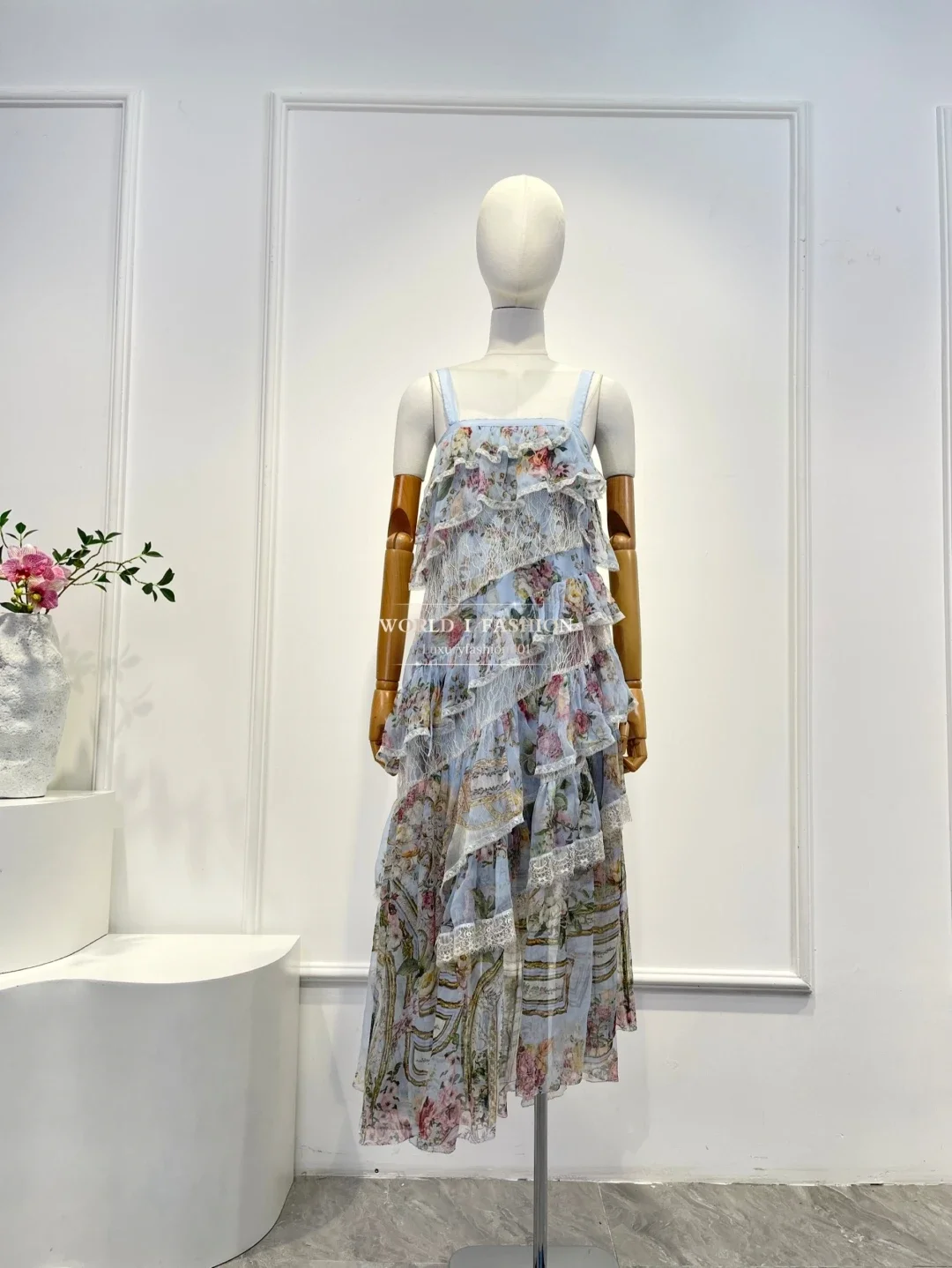 Ruffles Lace High Quality Silk Midi Dress for Holiday 2025 New Women's Blue Floral Print Sleeveless