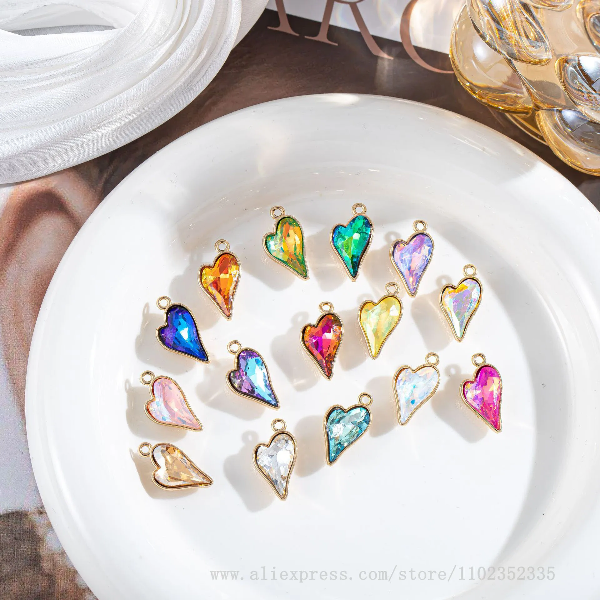 20pcs/ Bag  Colorful Crystal Diamond Crooked Peach Heart Pendant Headwear Earrings Necklace Pendant DIY Accessories