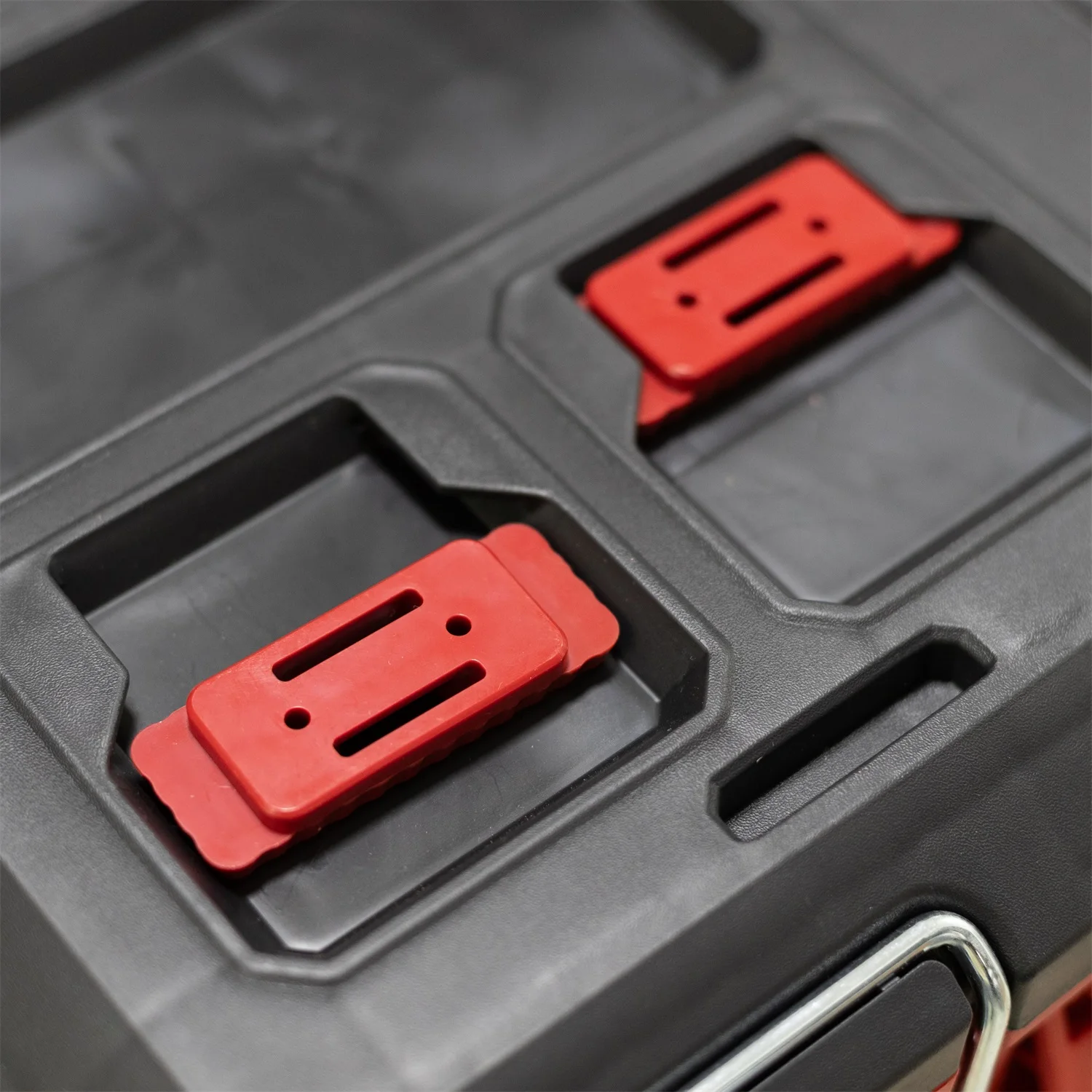 

For Milwaukee Series Tool Box 8-PCS Mounting Feet Box-packaging Tool Box Portable Tool Accessories（NO Battery）