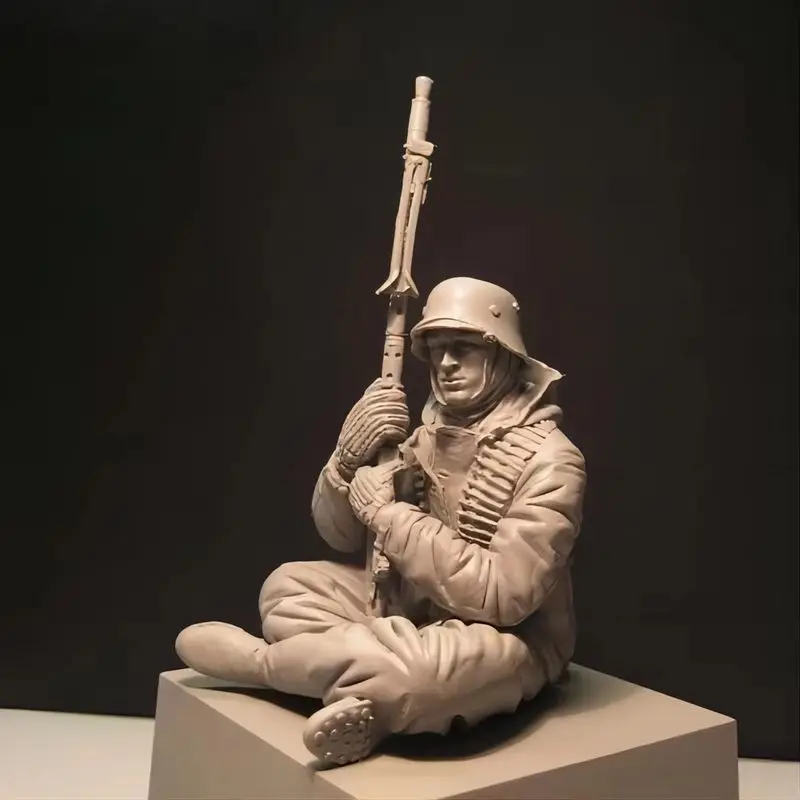 

1/16 Resin Soldier Model Military Theme Tank Soldier Sitting Position Gk White Model Handmade Unassembled And Unpainted Kit Toy