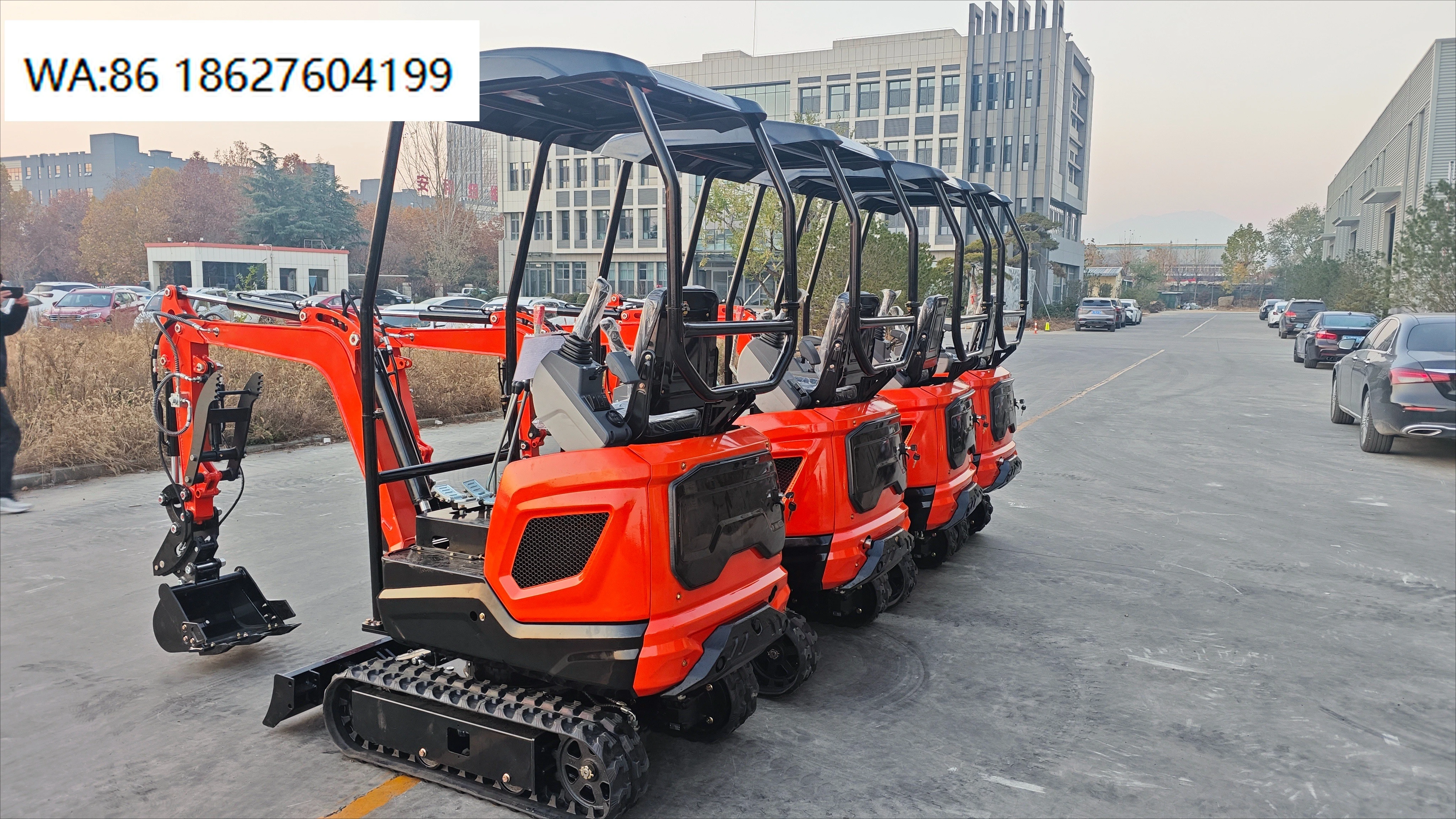 0.8-3 Ton 2.1 Ton Pro Crawler Mini Engine Pump Construction Machinery