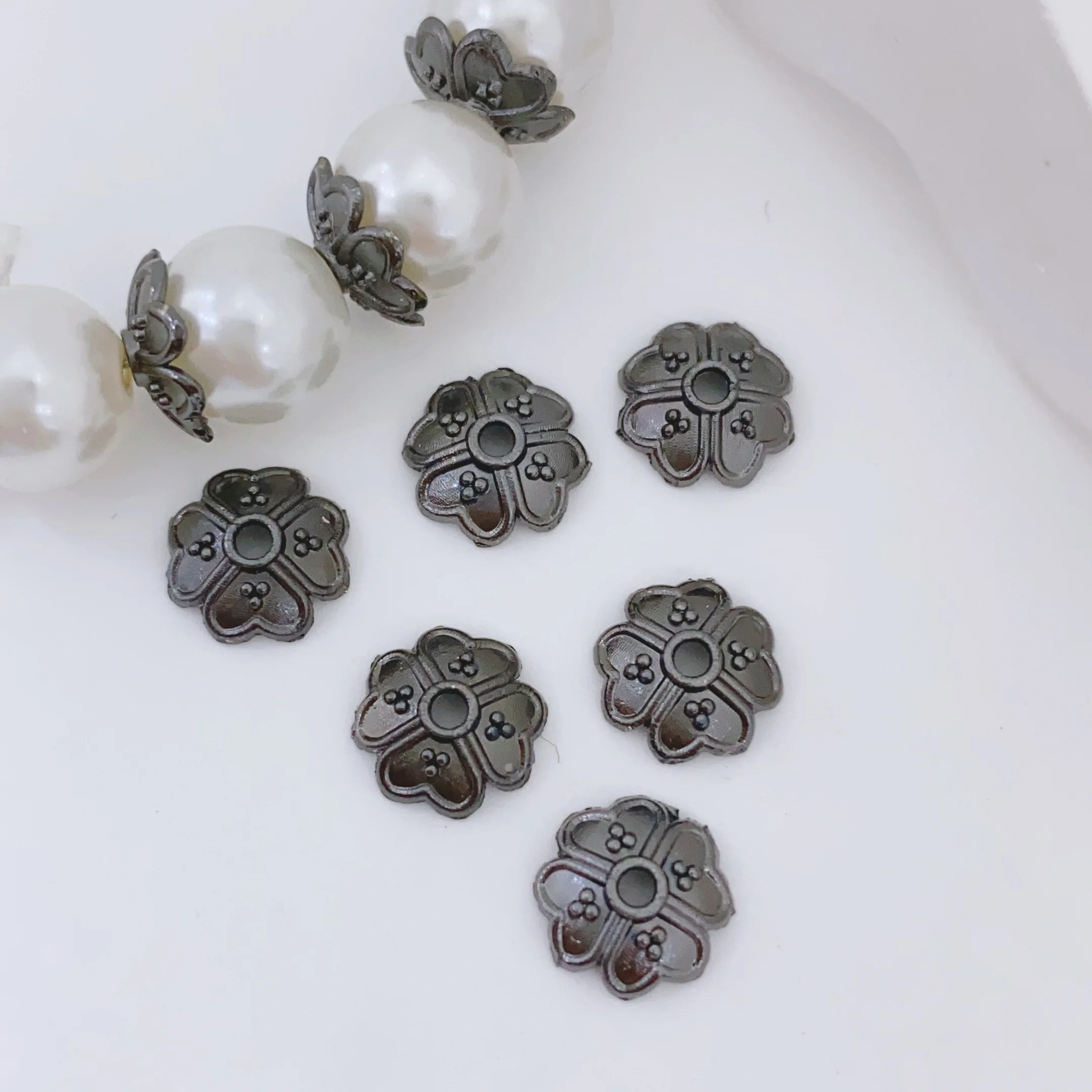 50 sztuk DIY Perłowa Bransoletka Naszyjnik Przekładki Akcesoria Czterolistna Koniczyna Nakładka Uchwyt na Koraliki Materiały do Wyrobu Biżuterii Hurt