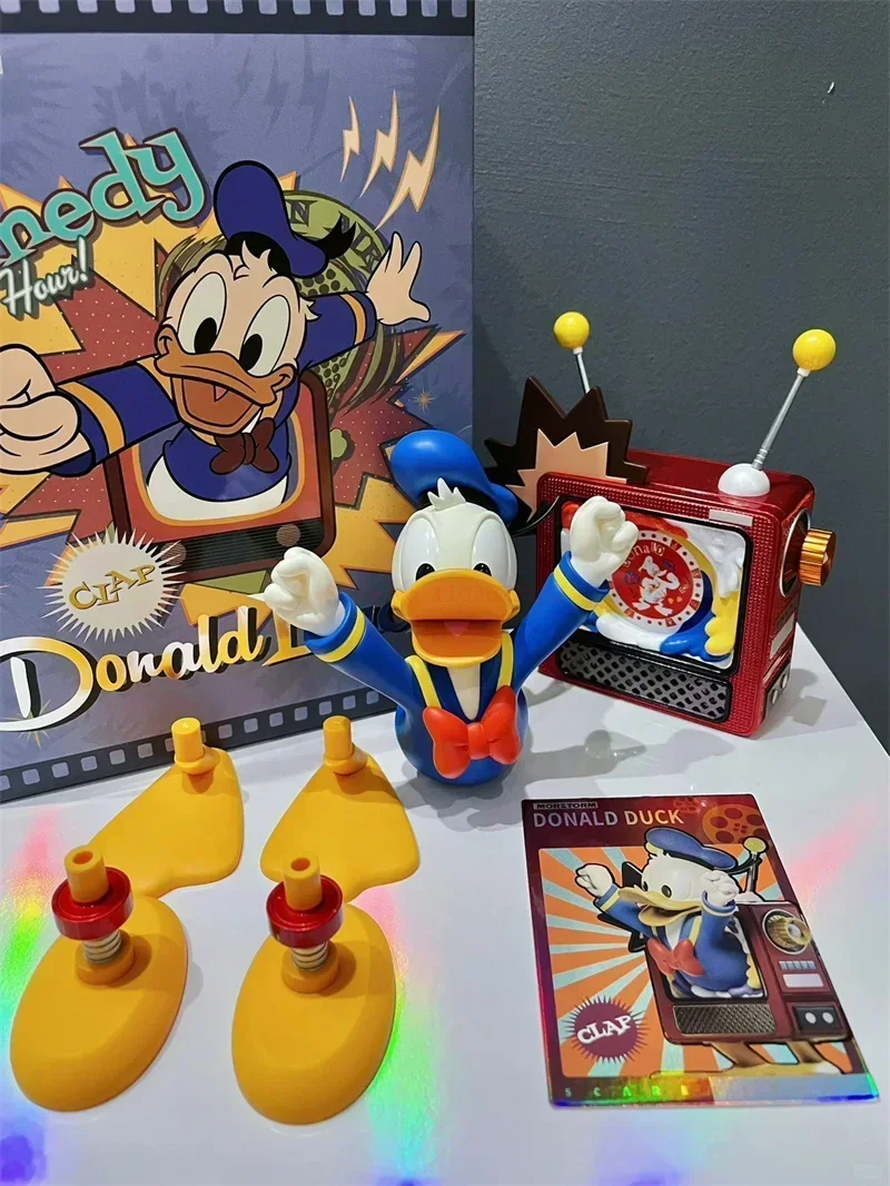 15cm Disney Donald Duck Tv Set Desktop Decoration Gift Trendy Collection Model Kids Christmas Halloween Brithday Gifts