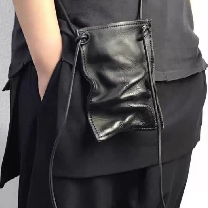 

Черная женская сумка через плечо со рюшами, мини-складные сумки через плечо для унисекс, мягкая искусственная кожа, дизайнерские кошельки с клапаном для телефона, женские сумки, новинка