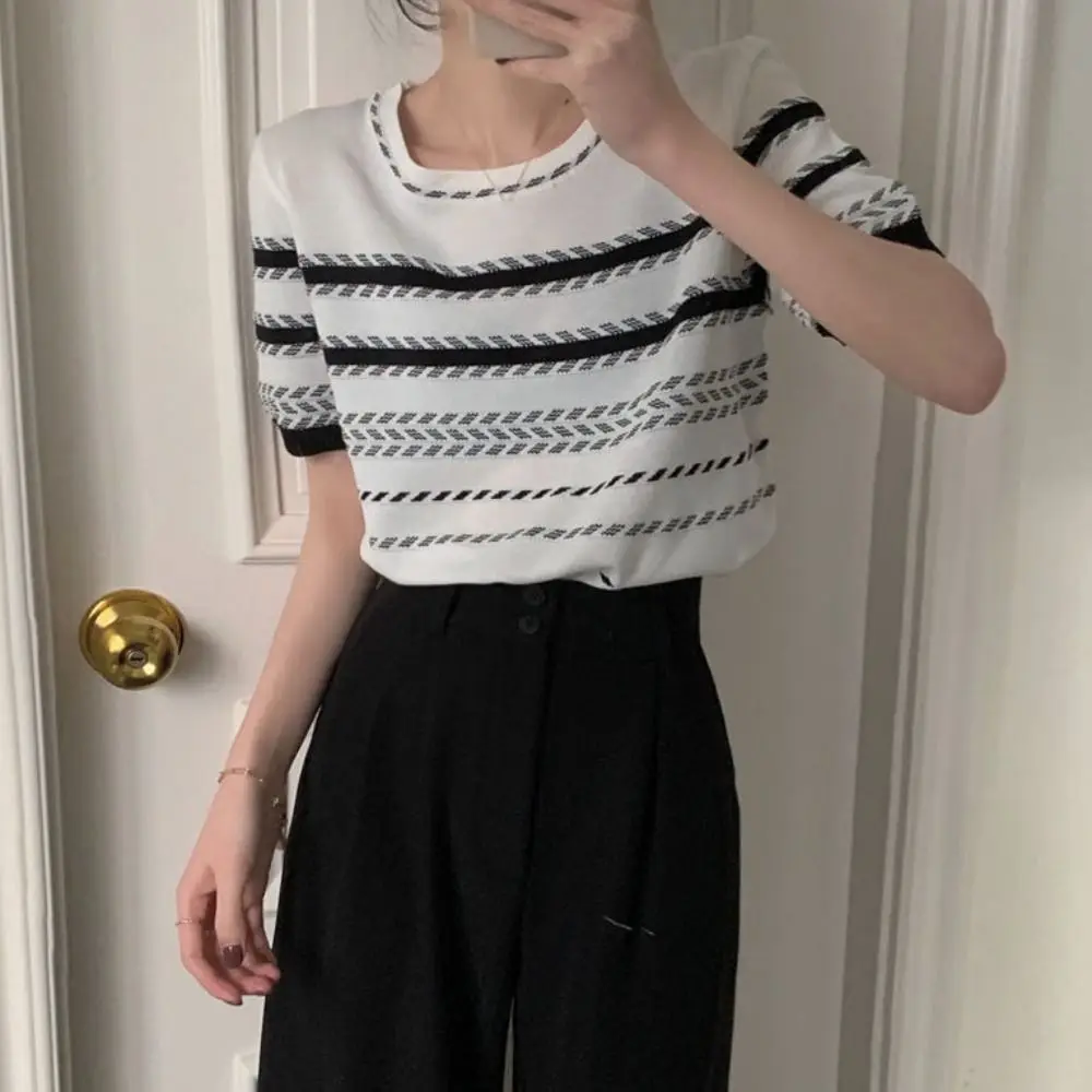 

Stylish Ins Short Sleeve Crop Top Loose Summer Stripe Knitted T-shirt Bottoming Shirt Female Clothing Knitwear Women Summer