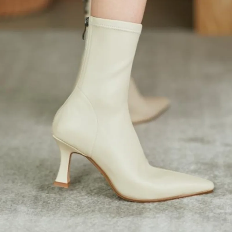 

Женские осенние новые простые однотонные короткие ботинки на высоком каблуке2025Daily для дома и офиса, покупок, легкие туфли на высоком каблуке с неглубоким носком, большие размеры