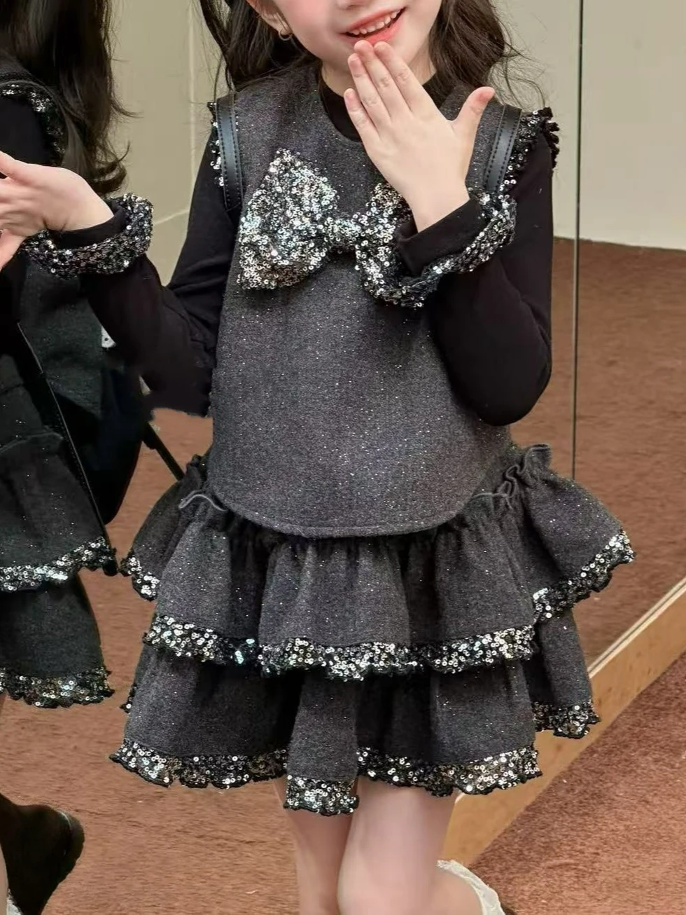 

Комплекты одежды для девочек, жилет с бантом, базовая рубашка с юбкой-тортом, толстая бархатная подкладка, зима 2026, детская одежда для маленьких девочек