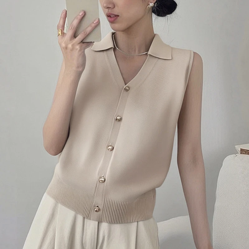

Women's Summer New V-Neck Sleeveless Knitted Vest Lapel Outer Wear Light Versatile Temperament Suspender Top