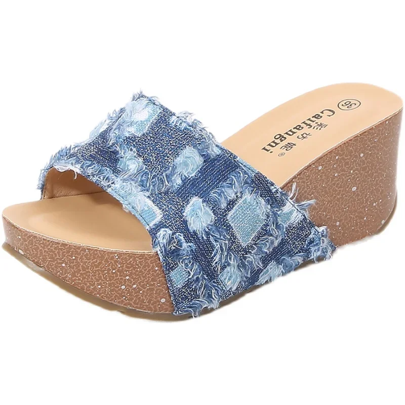 

Женские сандалии на платформе, размеры 32-40, на высоком каблуке, с открытым носком, на танкетке, синие джинсовые, для пляжа