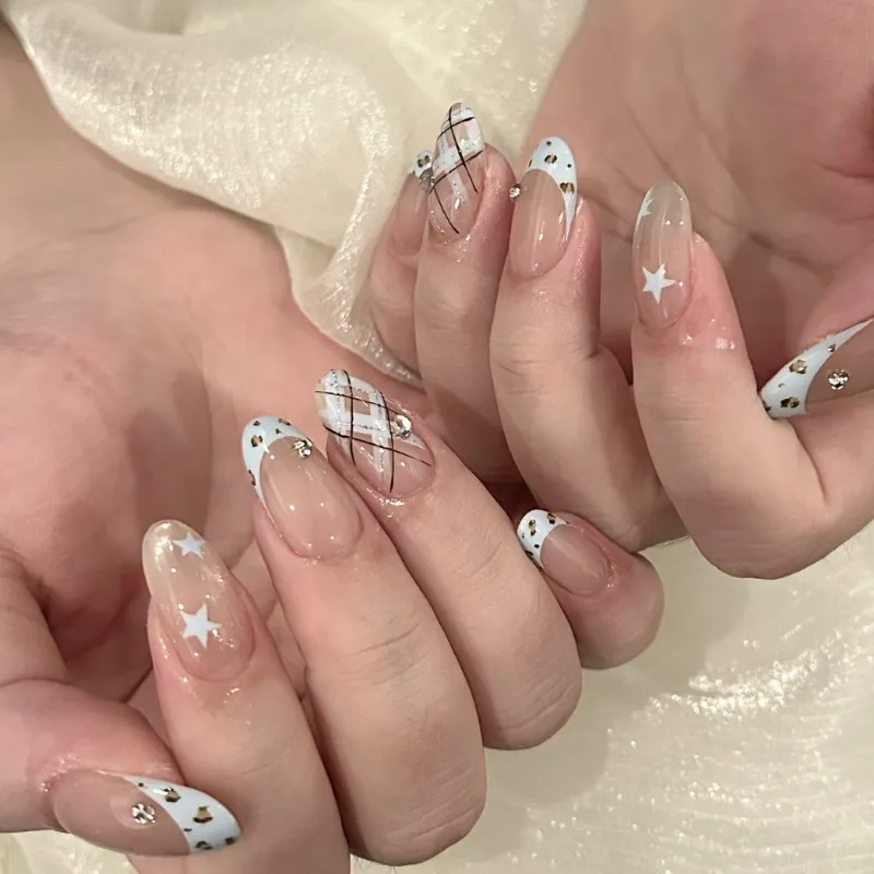 

24PCS Cute Blue Star Short Oval False Nails with Glue Sweet Cool Leopard Print Plaid French Press on Nails Nude Cat Eye Ins Nail