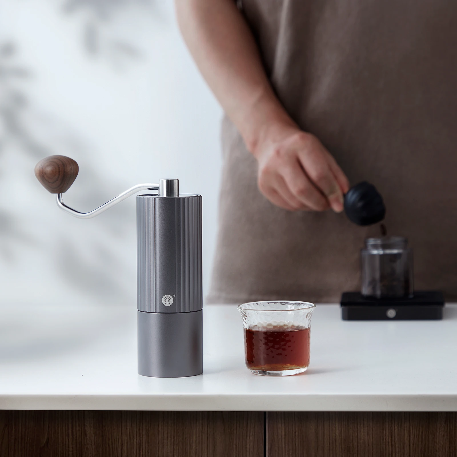 zeroHero Z3 Hand Grinder Manual Coffee Grinder HG6-38 Burr 12 Clicks Adjustable Espresso Pour Over French Press Travel & Camping