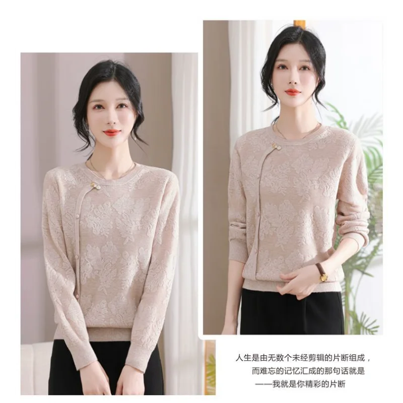 Maglione alla moda da donna e top lavorato a maglia alla moda