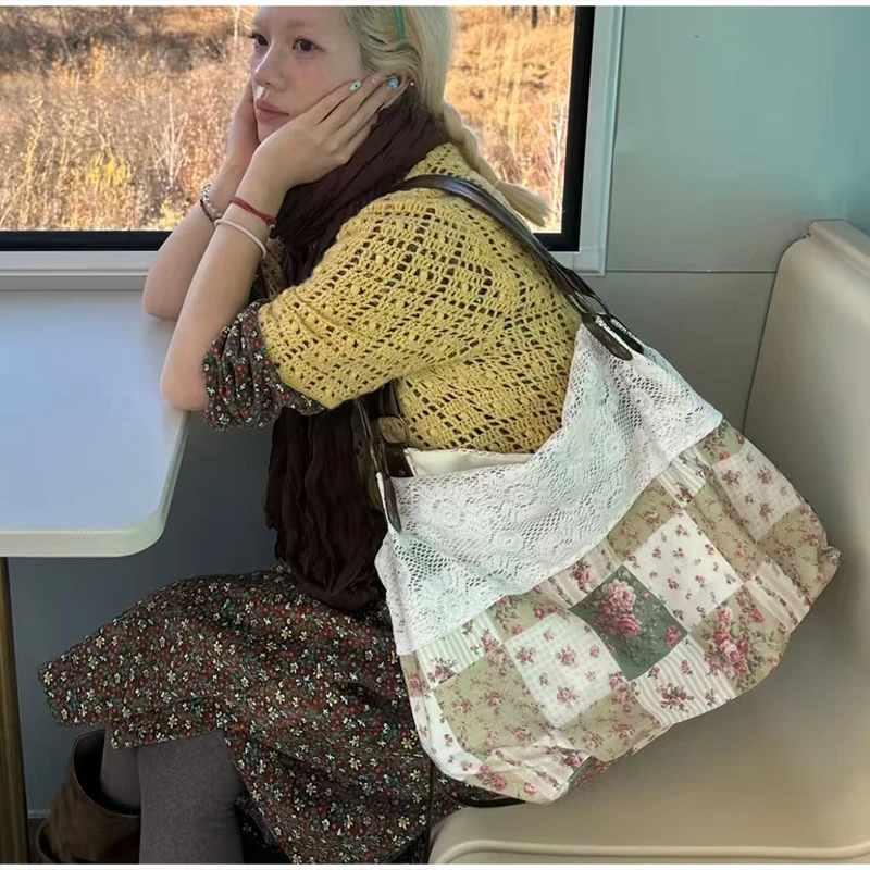 Böhmische Umhängetasche, Mori Girl Fairycore Damen Ditsy Floral Patchwork Handtasche mit Spitzenbesatz, Vintage Reise-Pendler-Einkaufstasche – Detail 20