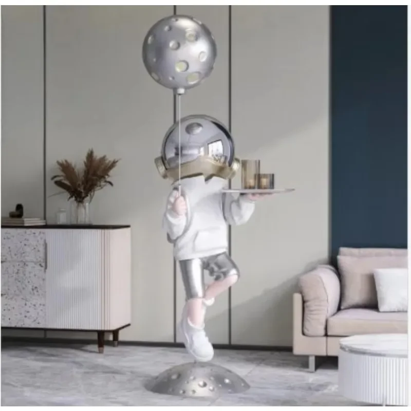 Hot Astronaut Large Landing Decoration Home Living Room Exhibition Hall Hotel Decoration Resin Astronaut Sculpture Decoration