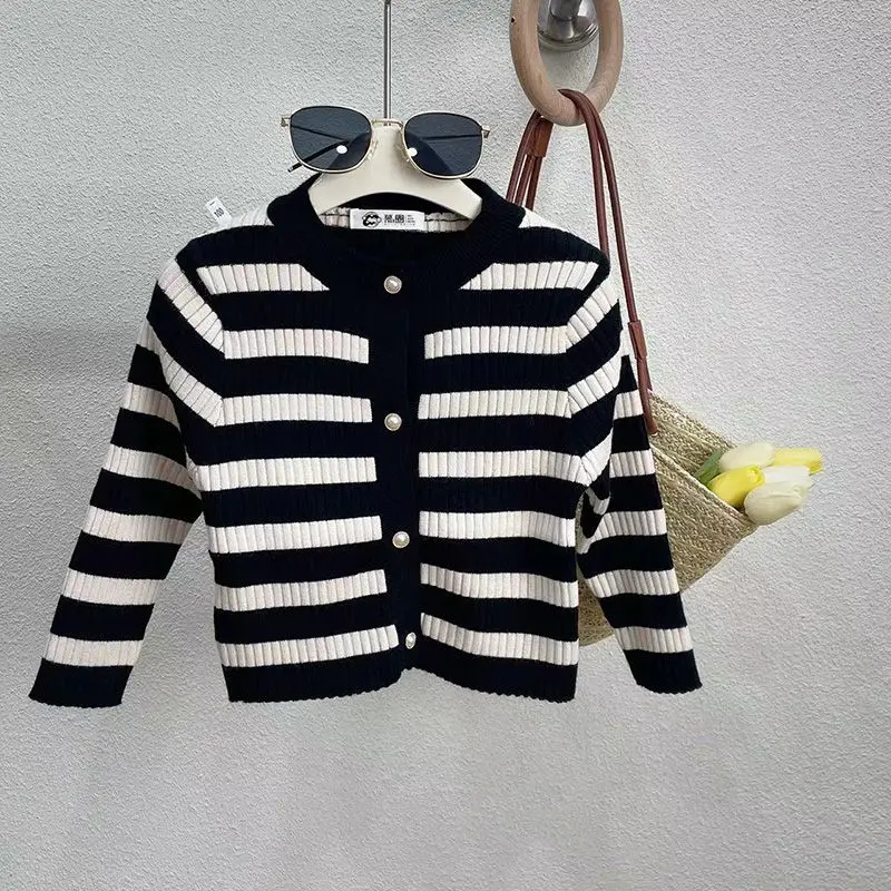Girls Clothing Set Spring and Autumn Children's Fashionable Striped Top Jeans Set Big Girls Outfits image 4