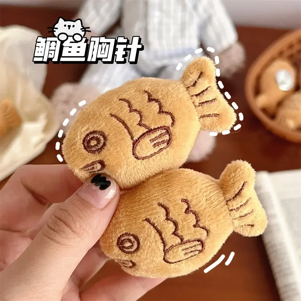 Ins Cartoon Cute Taiyaki Brooch Plush Fish Brooch Backpack Sweater Corsage Sea Bream Brooch Accessories Fashion Party Small Gift