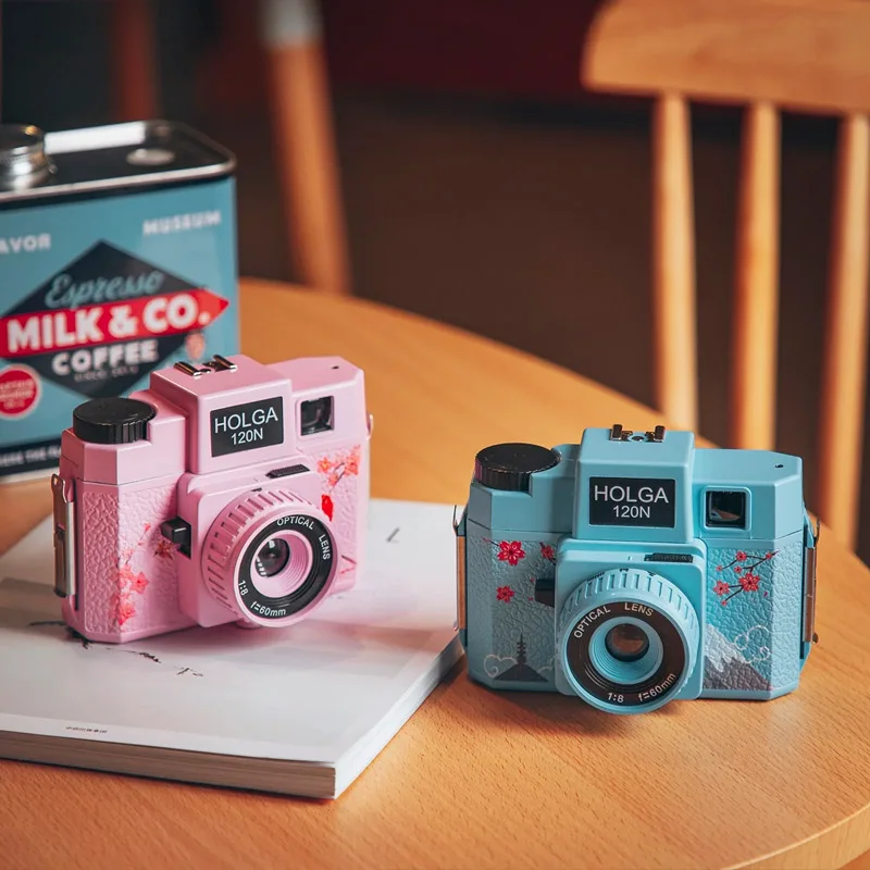 Classic Holga 120 Film Camera Colorful 120N Medium Format Camera Lomography Lomo Kodak Fujifilm Pink Blue