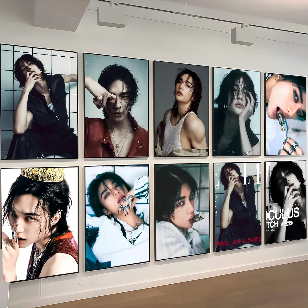 1 قطعة Hyunjin ملصق فني ذاتي اللصق مقاوم للماء ورقة ملصق مقهى بار غرفة جدار ديكور